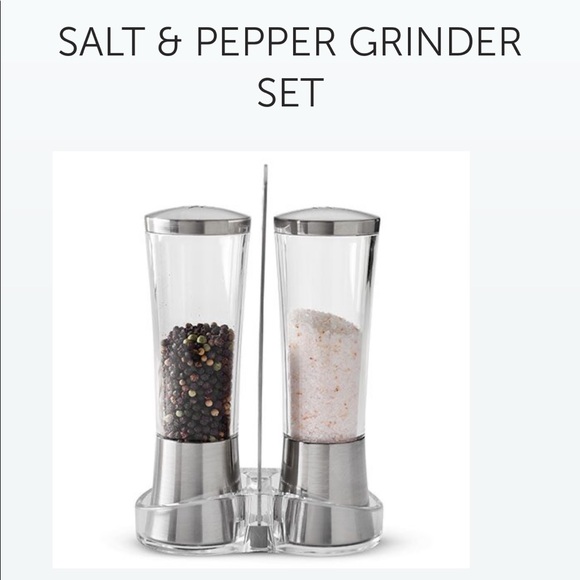 Pampered Chef Kitchen New Pampered Chef Salt Pepper Grinder Set Nib